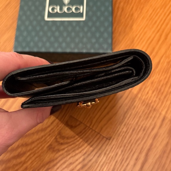 Gucci black compact wallet. - Picture 11 of 13